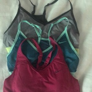 Nike sports bra bundle